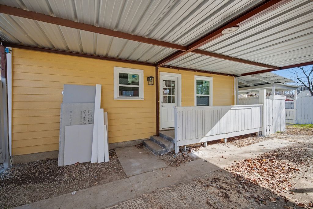 4220 Ramey Avenue, Fort Worth, TX 76105 — photo 4