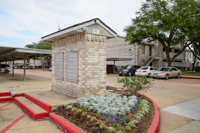 10733 Braes Bend Drive 10733, Houston, TX 77071