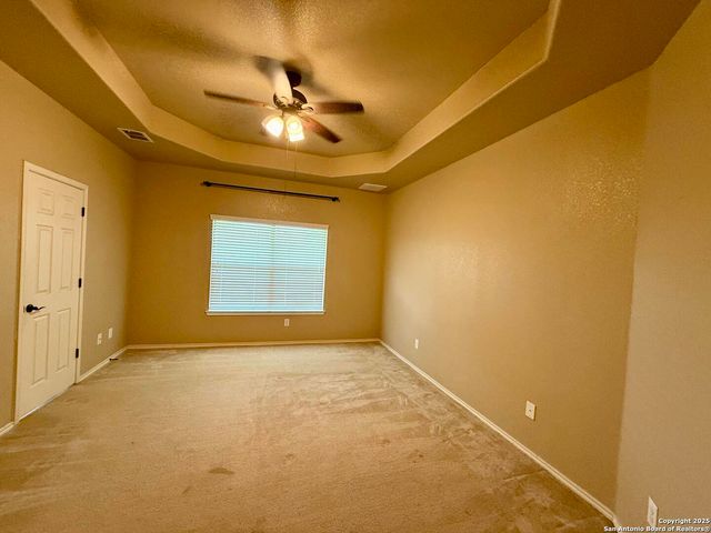 8018 Grissom Crst, San Antonio, TX 78251