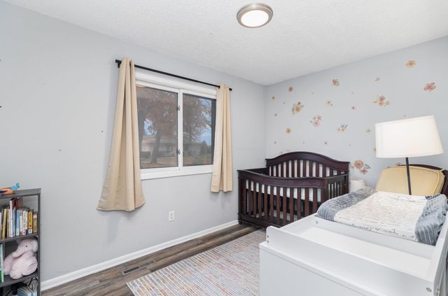 7859 85th Court N, Brooklyn Park, MN 55445