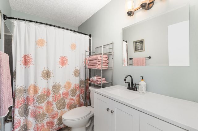 7859 85th Court N, Brooklyn Park, MN 55445