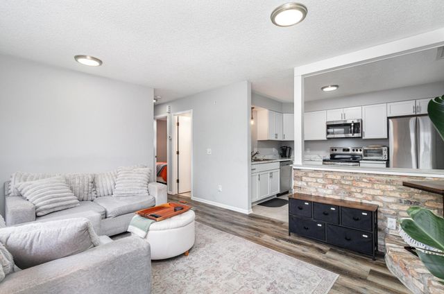 7859 85th Court N, Brooklyn Park, MN 55445