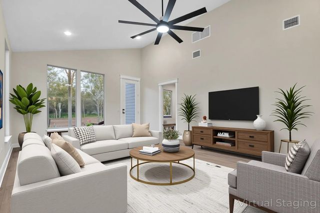 336 Nene LN, Bastrop, TX 78602