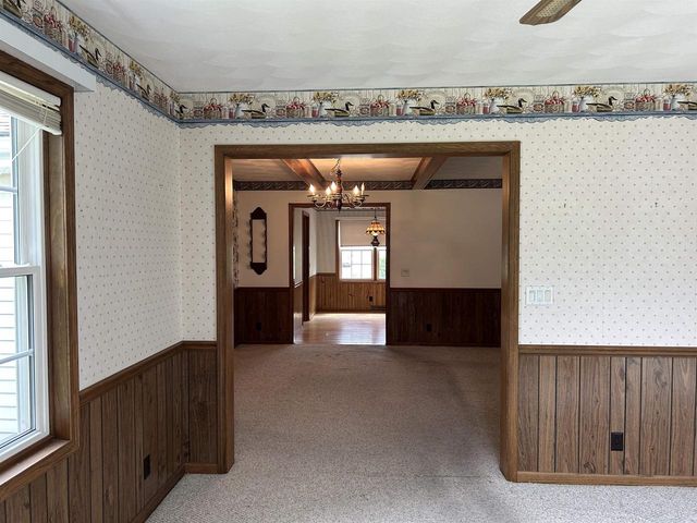 919 N Wuthering Hills Drive, Janesville, WI 53546