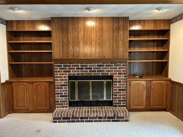 919 N Wuthering Hills Drive, Janesville, WI 53546