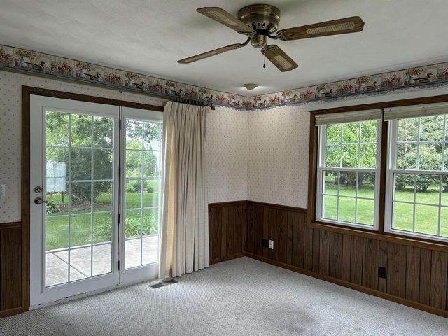 919 N Wuthering Hills Drive, Janesville, WI 53546