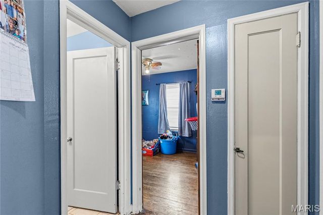 10812 Saint Francis Lane, St Louis, MO 63074