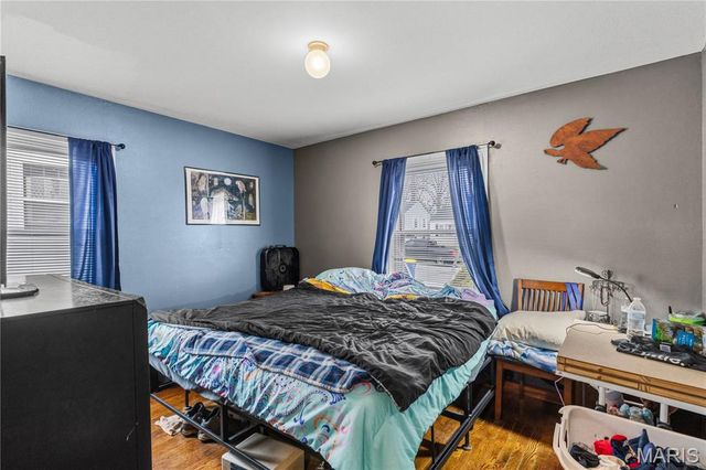 10812 Saint Francis Lane, St Louis, MO 63074