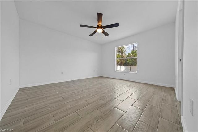 322 NE 26th TER, Cape Coral, FL 33909