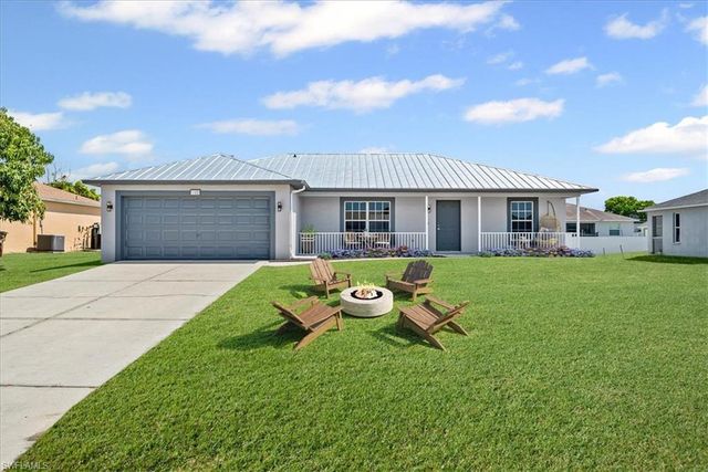 322 NE 26th TER, Cape Coral, FL 33909