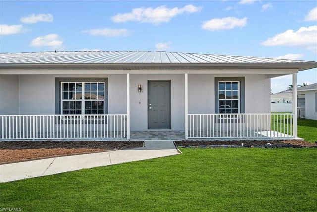 322 NE 26th TER, Cape Coral, FL 33909