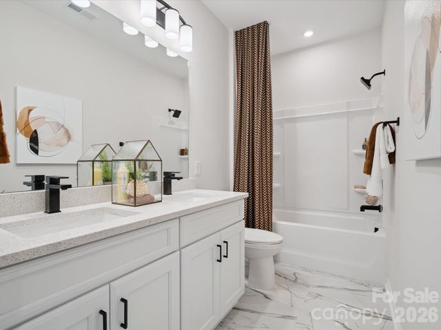 705 Bowery Place, Cramerton, NC 28032