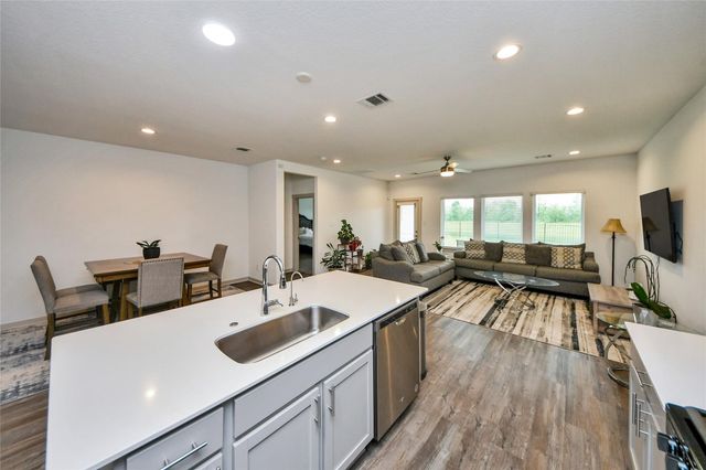 6811 Bradford Terrace Road, Richmond, TX 77407