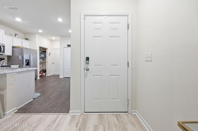 51 SCOTCH PEBBLE Drive, St. Johns, FL 32259