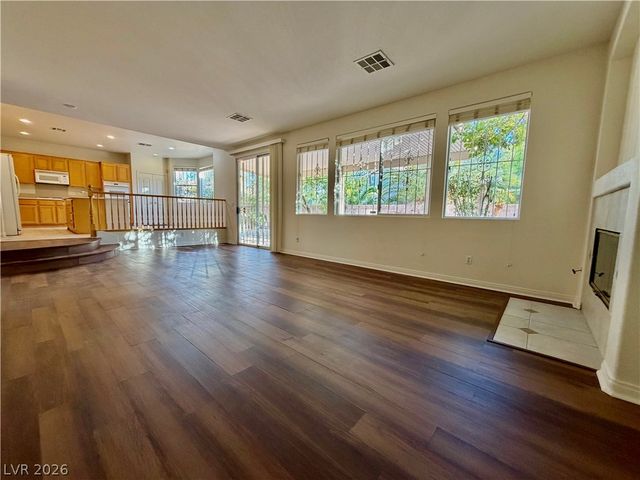 2736 CAROLINA BLUE Avenue, Henderson, NV 89052