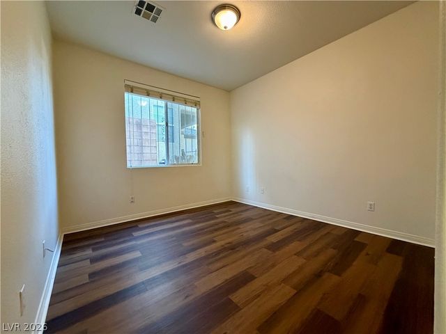 2736 CAROLINA BLUE Avenue, Henderson, NV 89052