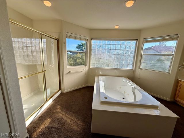 2736 CAROLINA BLUE Avenue, Henderson, NV 89052