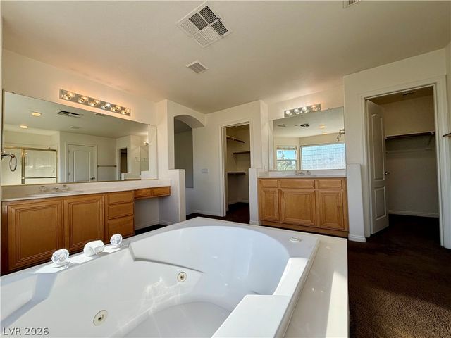 2736 CAROLINA BLUE Avenue, Henderson, NV 89052