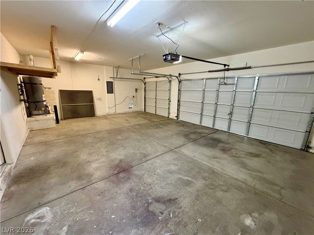 2736 CAROLINA BLUE Avenue, Henderson, NV 89052