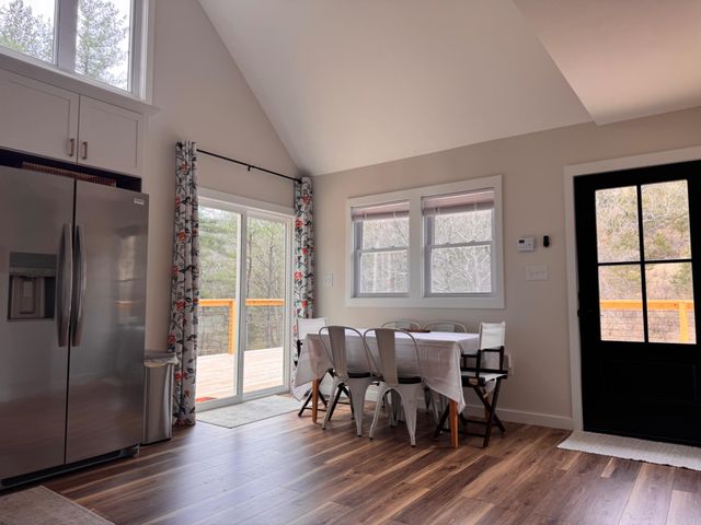 656 WILDLIFE DR, Lost City, WV 26810