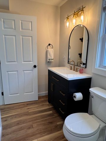 656 WILDLIFE DR, Lost City, WV 26810