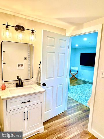 656 WILDLIFE DR, Lost River, WV 26810