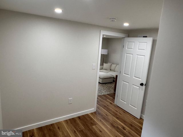 656 WILDLIFE DR, Lost City, WV 26810