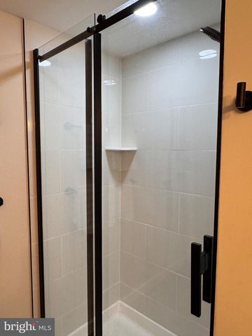 656 WILDLIFE DR, Lost City, WV 26810