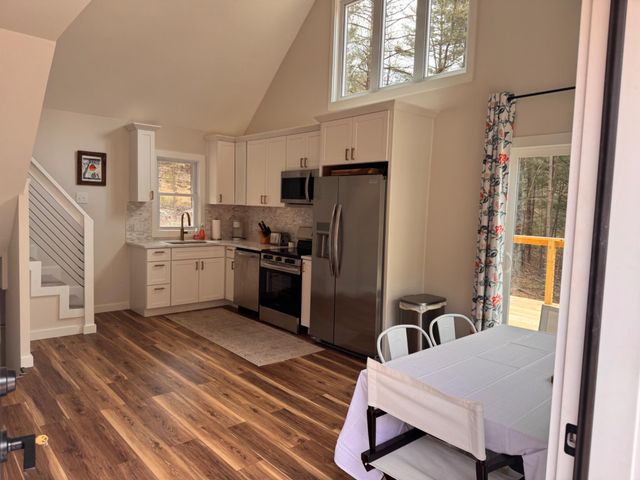 656 WILDLIFE DR, Lost City, WV 26810