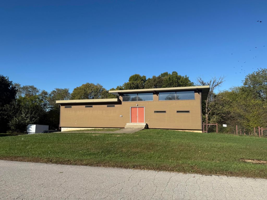 1004 Caroline Drive, Richmond, KY 40475