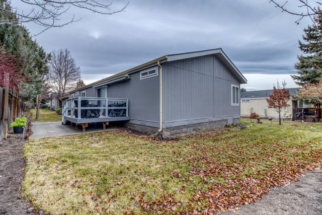 1188 NE 27th Street 19, Bend, OR 97701