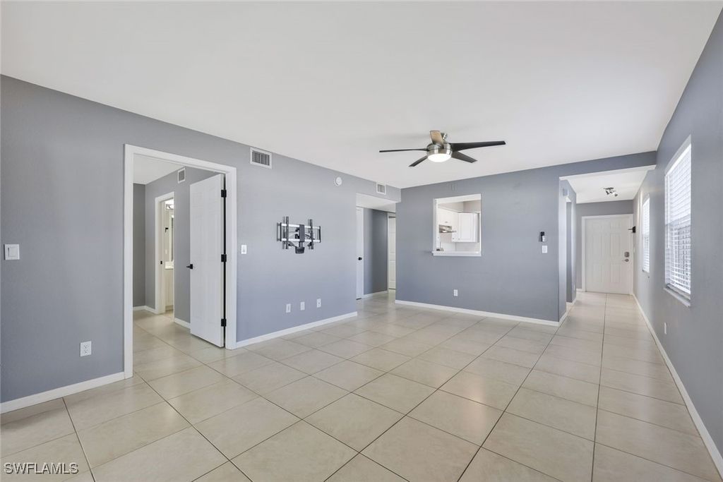 26672 Little John CT 85, Bonita Springs, FL 34135