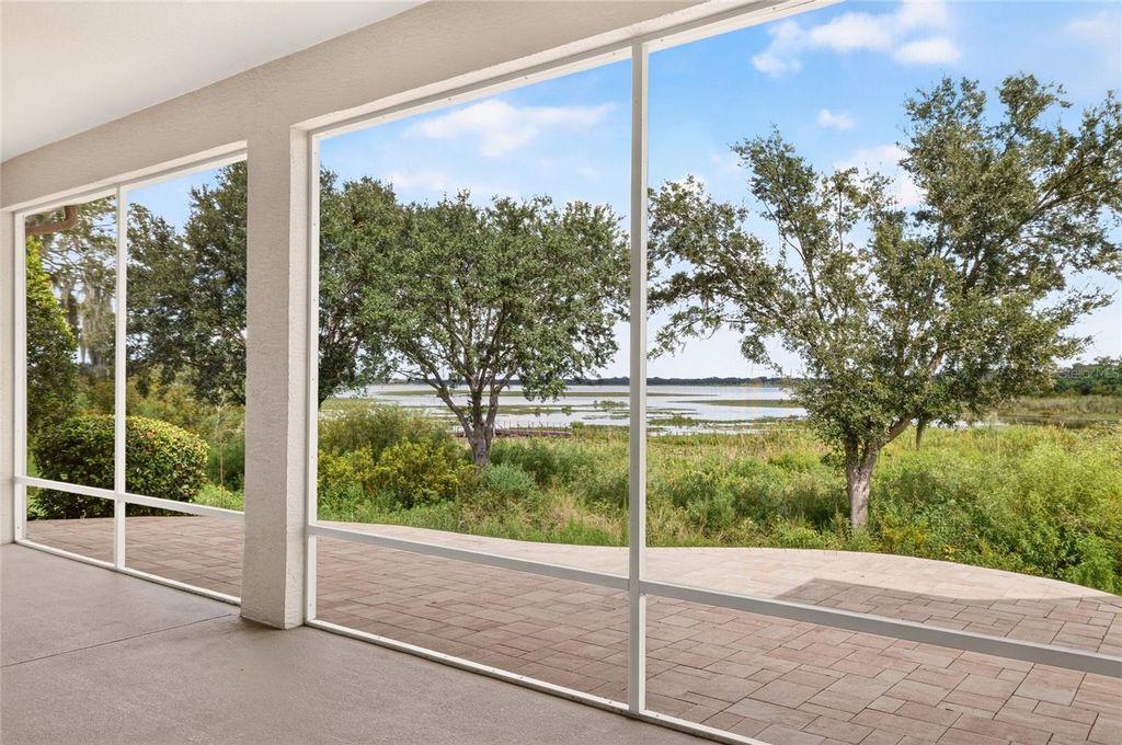 Image 15 of property listing at 10089 LAKE MIONA WAY, Oxford, FL 34484