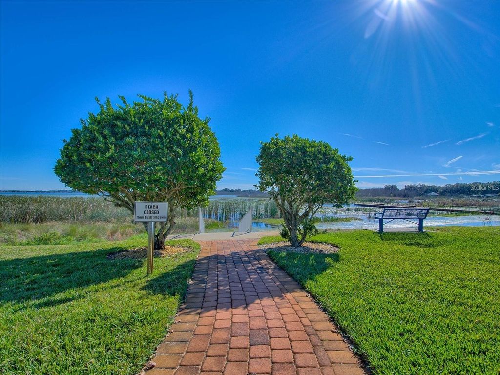 Image 56 of property listing at 10089 LAKE MIONA WAY, Oxford, FL 34484