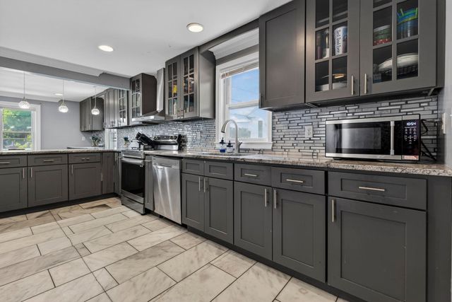 24 Blanchard Street, Nashua, NH 03060