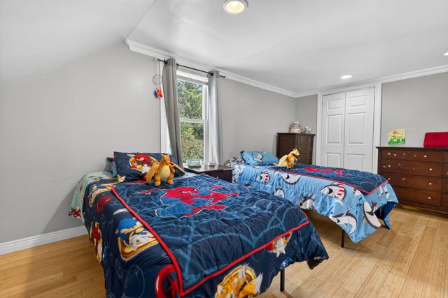 24 Blanchard Street, Nashua, NH 03060