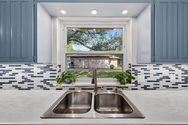 3917 Felisa Place, Fort Worth, TX 76133