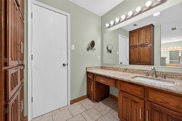 3917 Felisa Place, Fort Worth, TX 76133