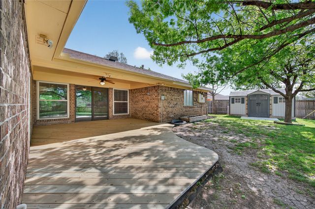 3917 Felisa Place, Fort Worth, TX 76133
