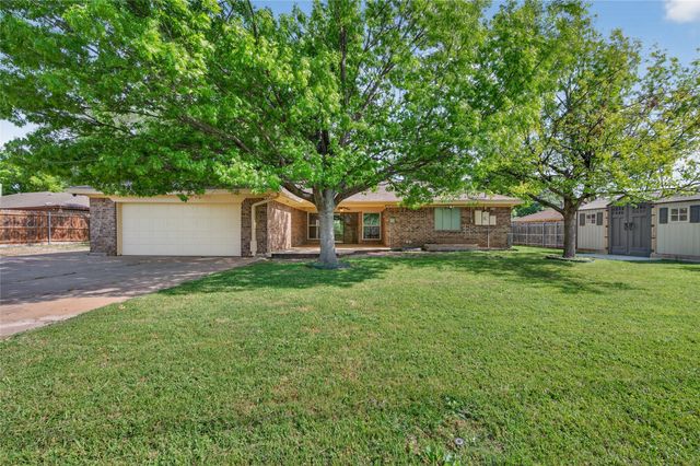 3917 Felisa Place, Fort Worth, TX 76133