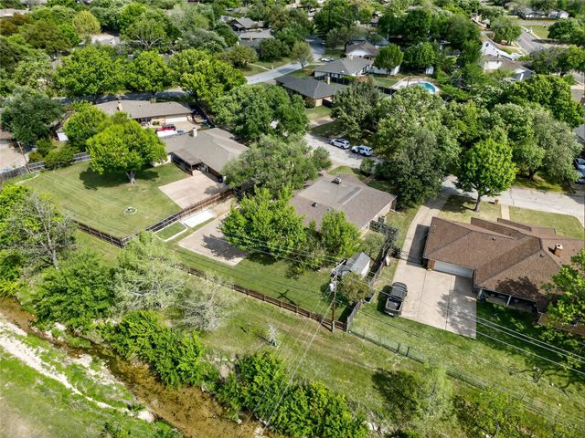 3917 Felisa Place, Fort Worth, TX 76133