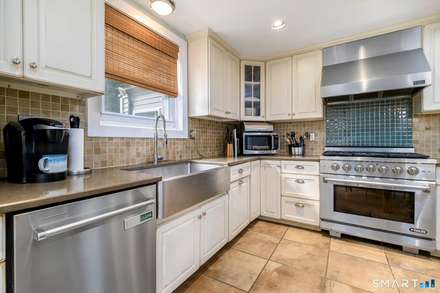 370 Pepper Street, Monroe, CT 06468