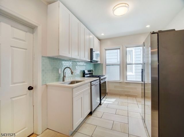 130 Florence Ave, Irvington Twp., NJ 07111
