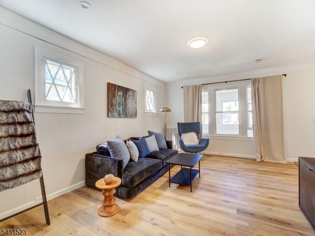 130 Florence Ave, Irvington Twp., NJ 07111