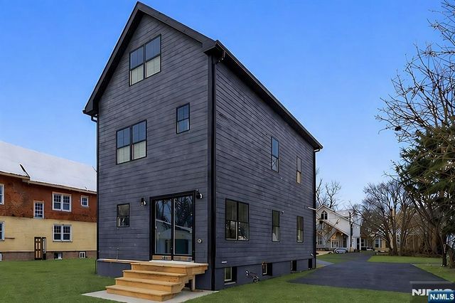 28 Irving Street, Montclair, NJ 07042