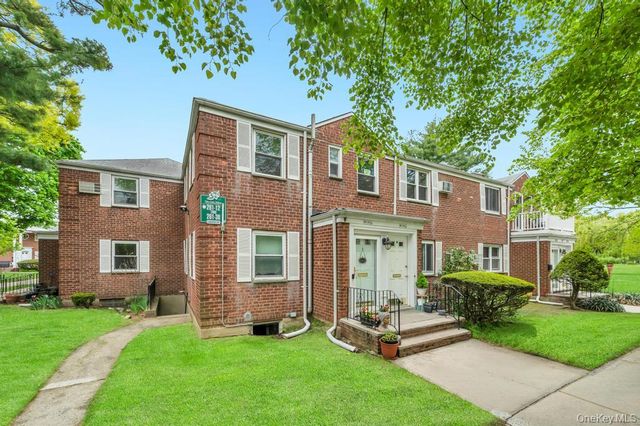 261-10 Langston Avenue G99E, Glen Oaks, NY 11004