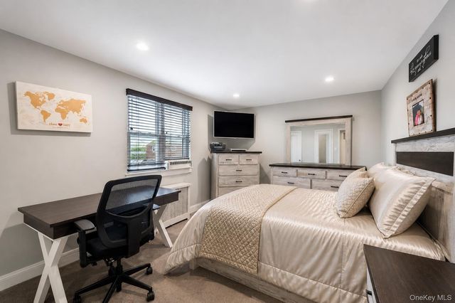 261-10 Langston Avenue G99E, Glen Oaks, NY 11004