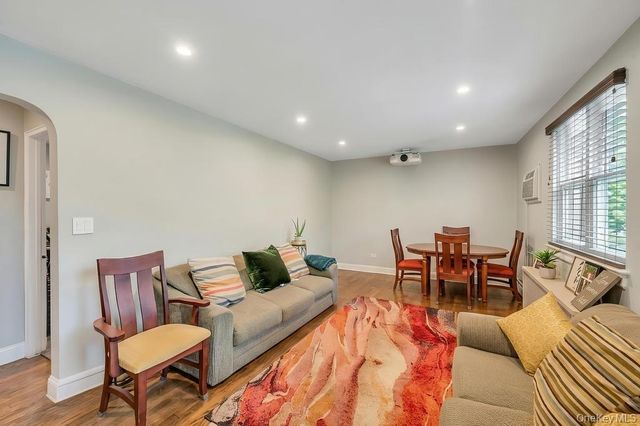 261-10 Langston Avenue G99E, Glen Oaks, NY 11004