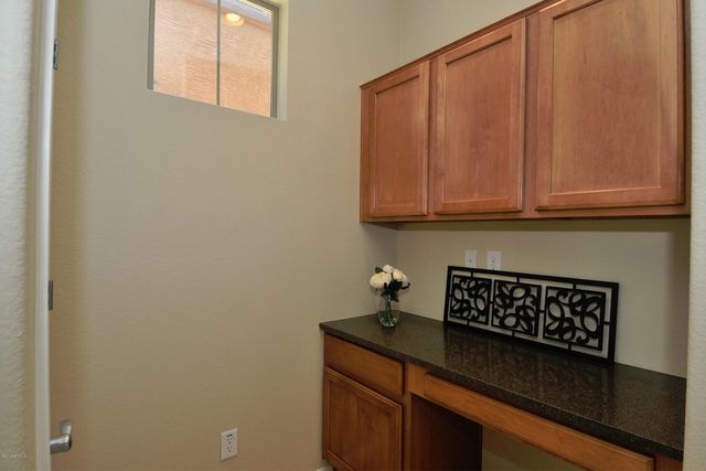 4351 E SELENA Drive, Phoenix, AZ 85050