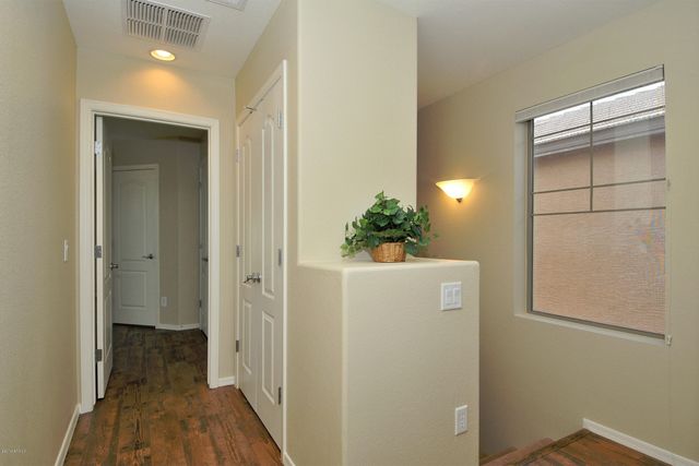 4351 E SELENA Drive, Phoenix, AZ 85050